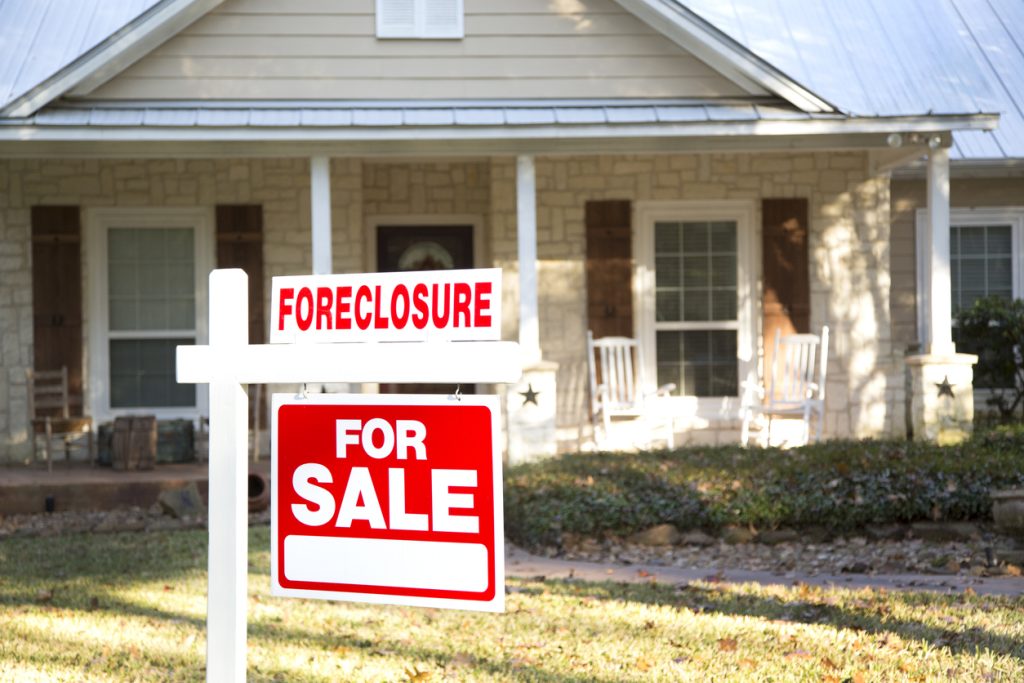 Sell Your House Before Foreclosure in New Britain CT